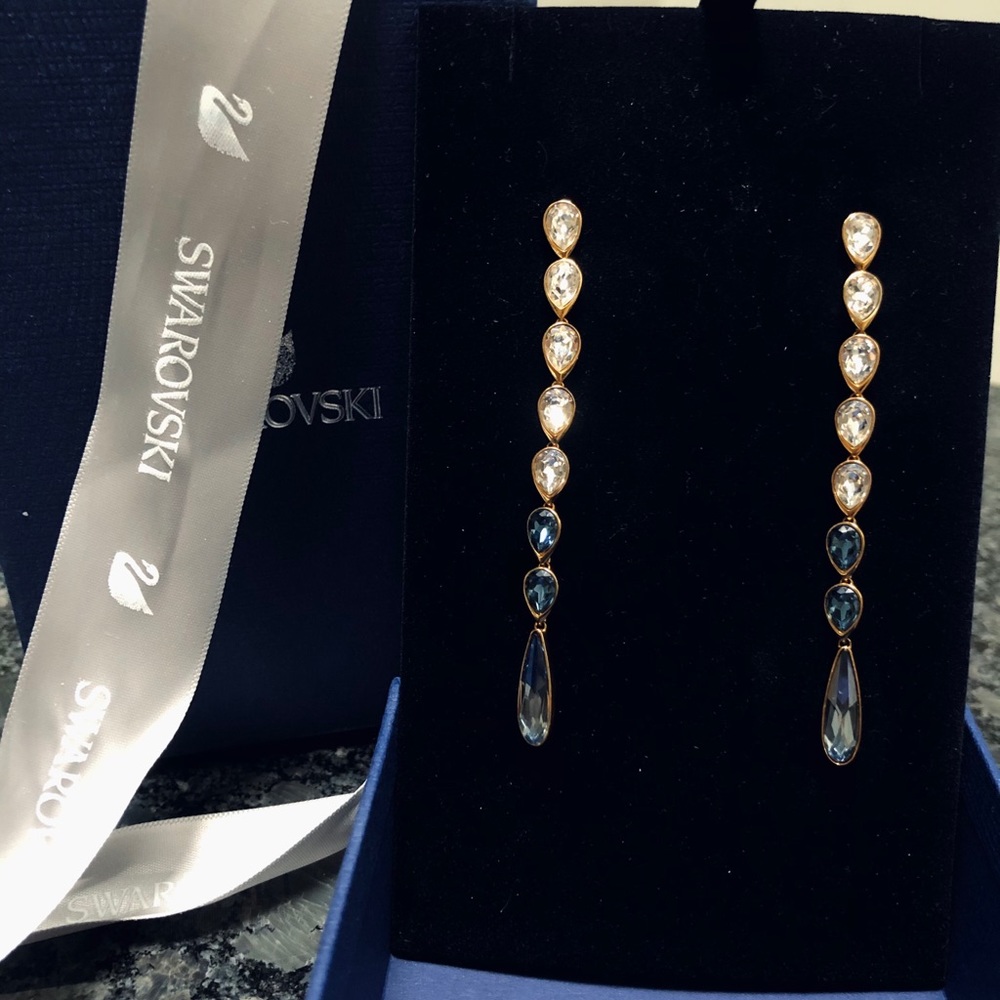 Swarovski crystal earring set *brand new-in box* - Picture 2 of 3